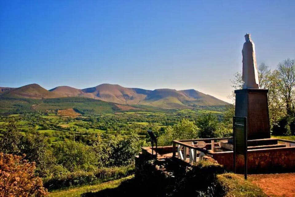 Christ the King- nature Park and picnic area, walk short cut or drive from farm