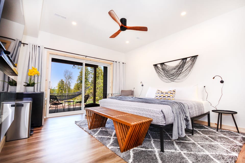Premier Room | Blackout drapes, soundproofing, free WiFi