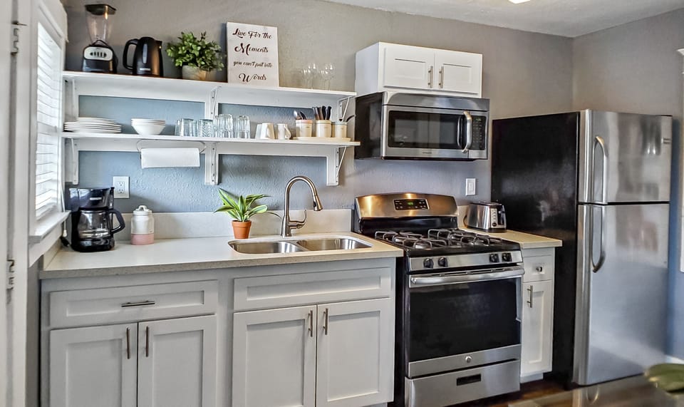 Fully stocked kitchen with complimentary snacks on your check-in.