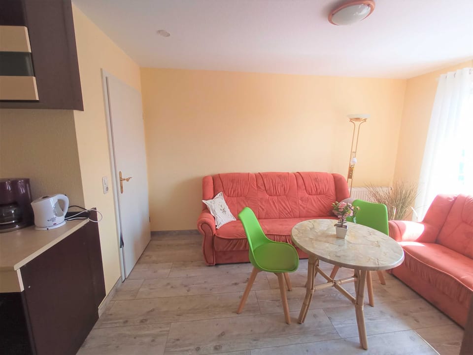 Whg. 2 - Holiday apartment in Seebad Bansin on the island of Usedom Baltic Sea Apartment in Heringsdorf