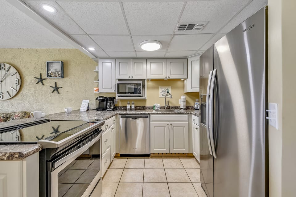 Full Size Kitchen