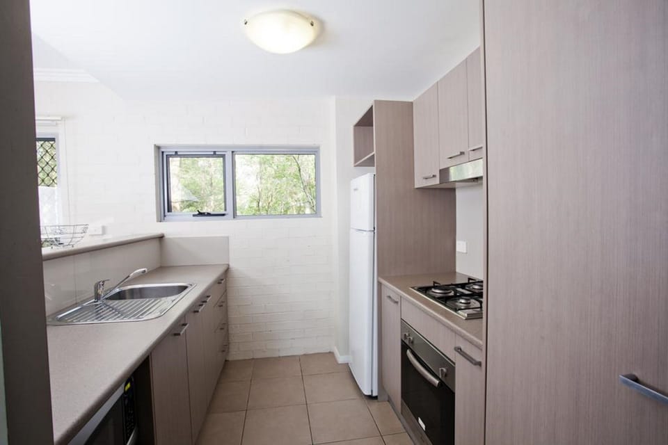 Apartment, 2 Bedrooms | Private kitchen | Coffee/tea maker, fridge, microwave, oven