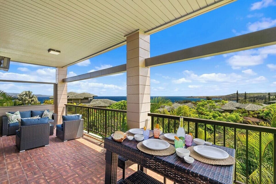 Private oceanview lanai ideal for dining outdoors with cooling trade winds.