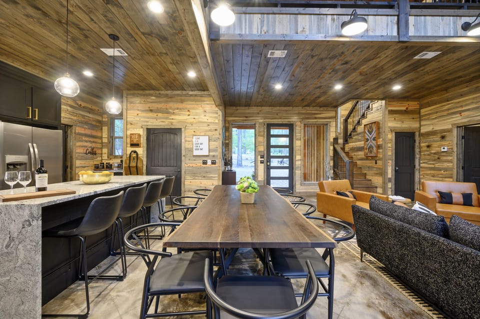 Dining area views.