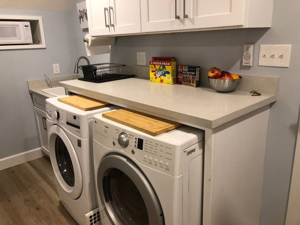 Pull out cutting boards or dining tables