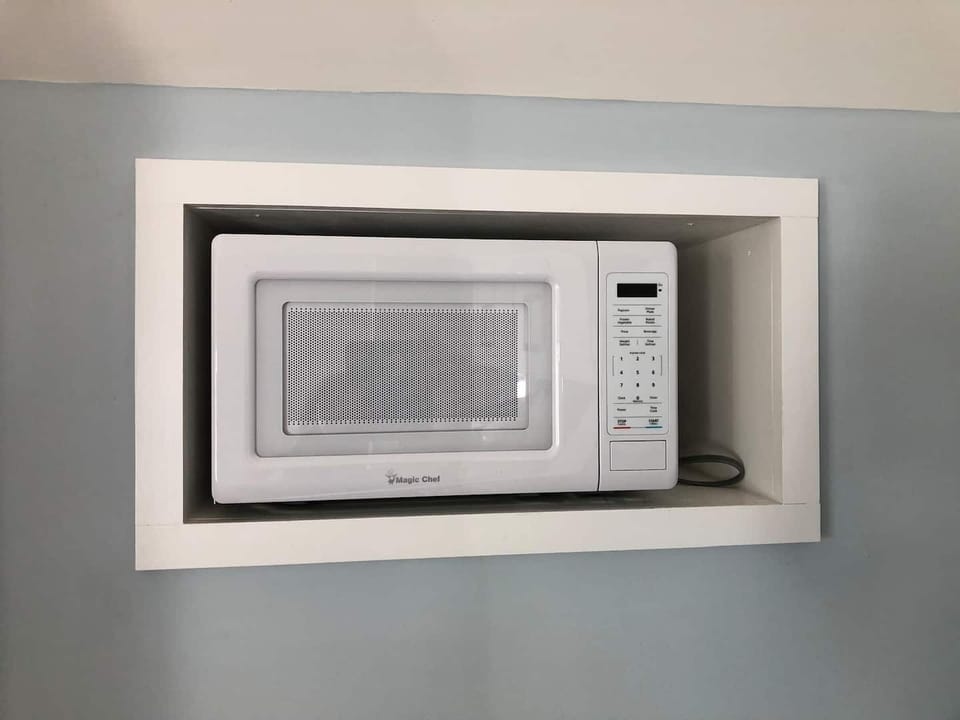microwave 