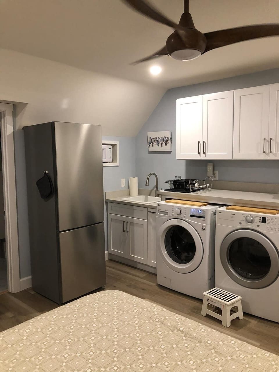 Full refrigerator and washer & dryer