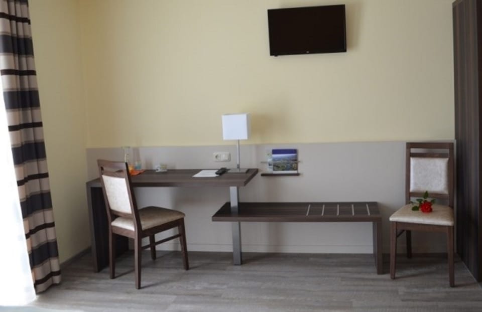 Comfort Double Room | Free WiFi