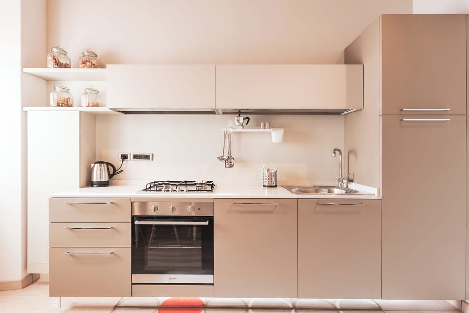 Apartment, Hill View | Private kitchen | Coffee/tea maker, electric kettle