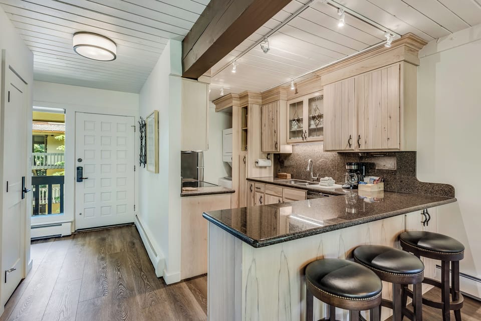 Renovated full kitchen