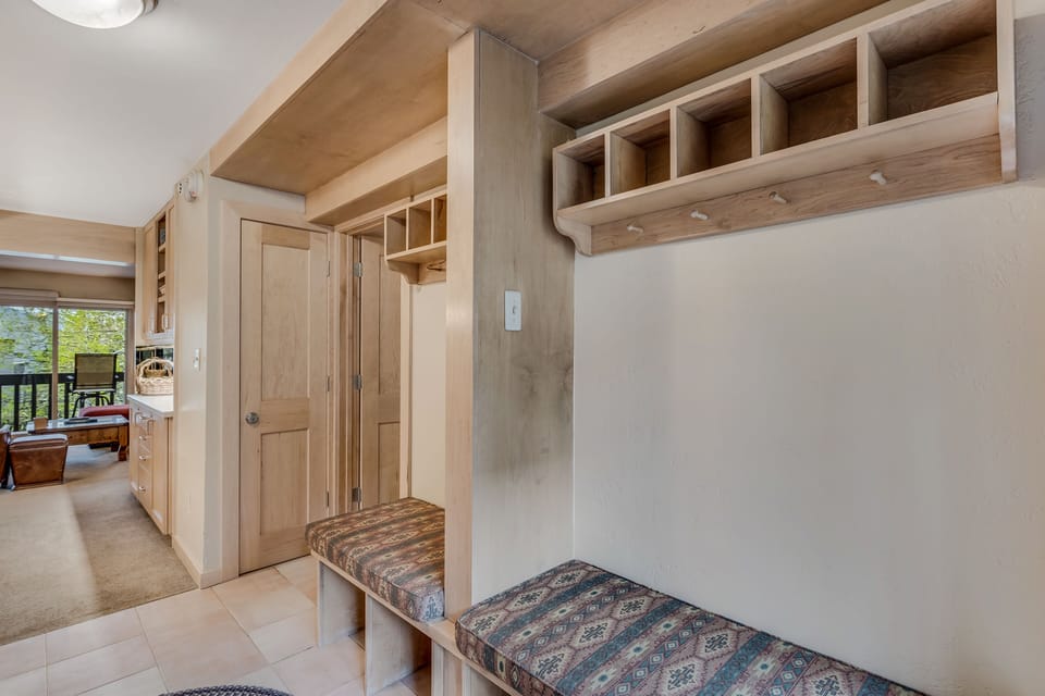 Entrance with seating