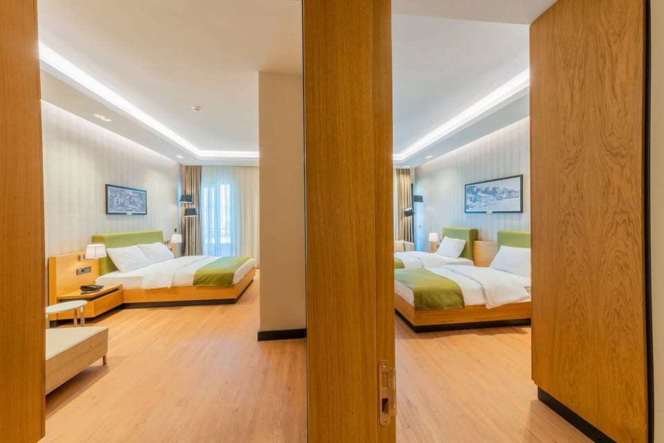 Deluxe Room | Free WiFi, bed sheets