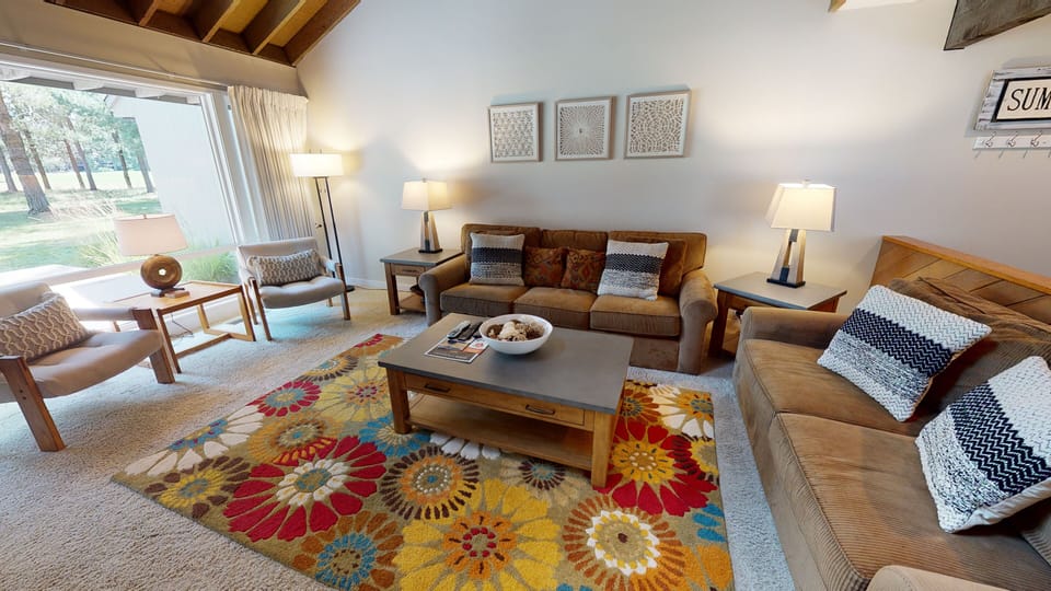 Meadow-House-74-08112021_153212