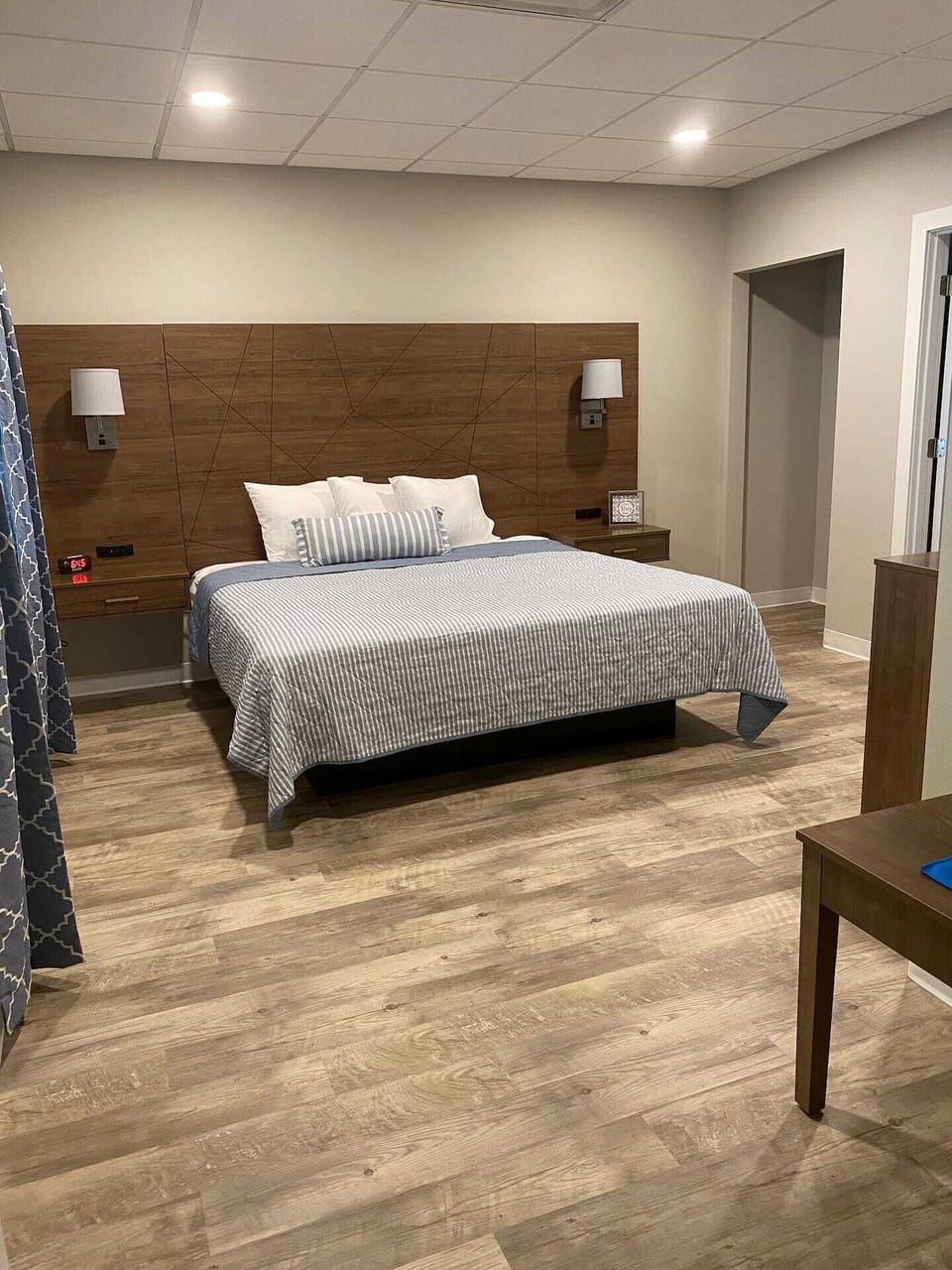King Master Bedroom with private bathroom  and your own Smart TV.