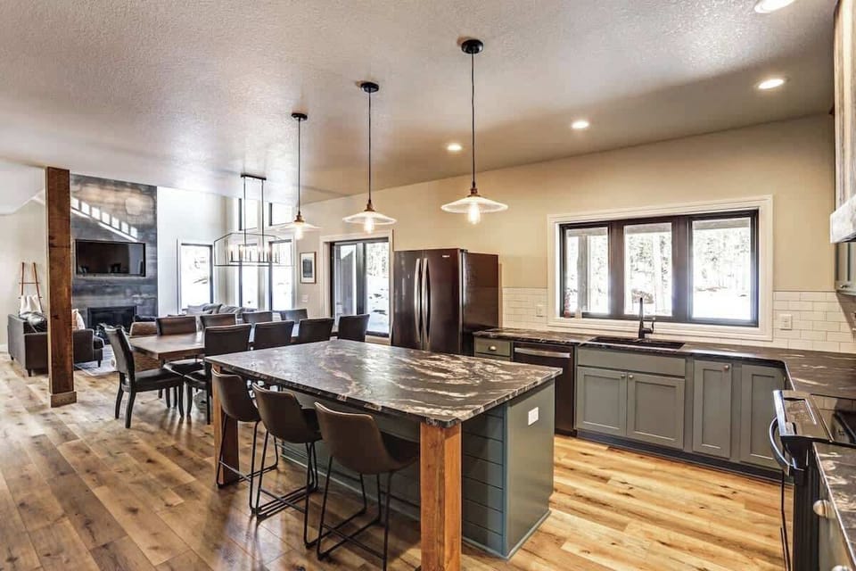 Kitch and Dining room