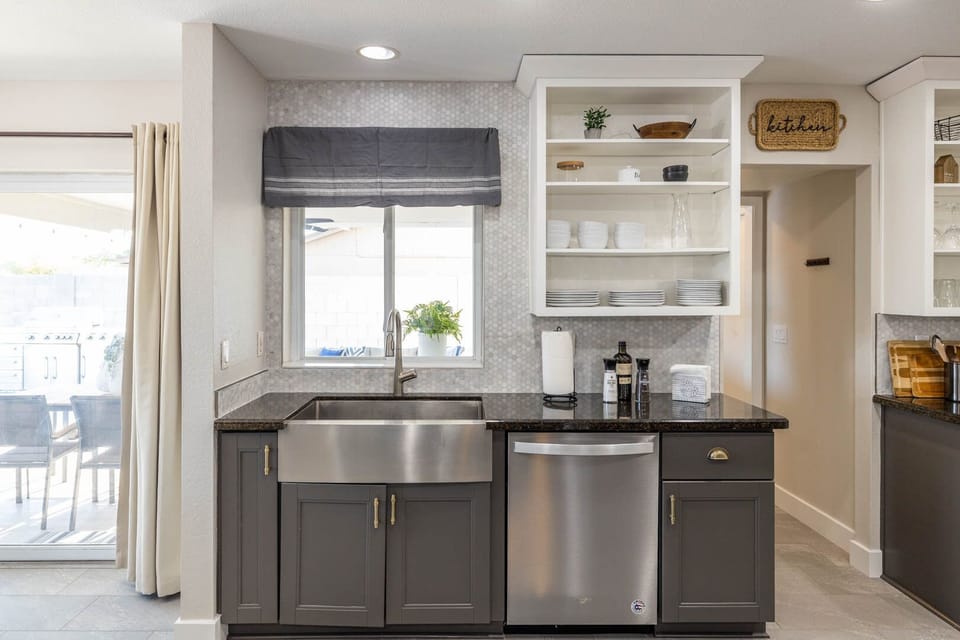 Fully equipped kitchen