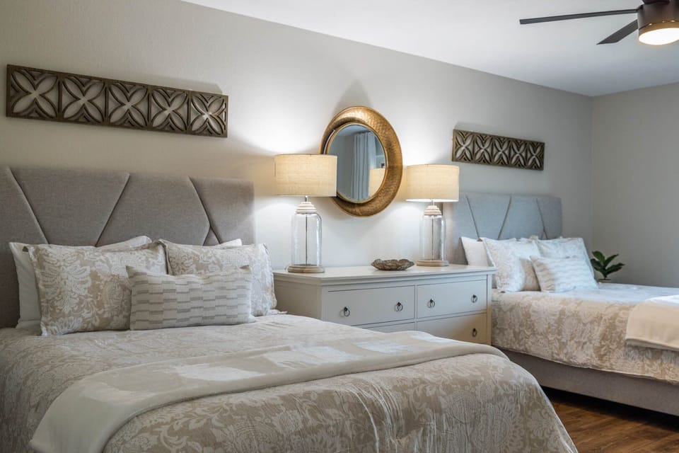Larger room with 2 beds