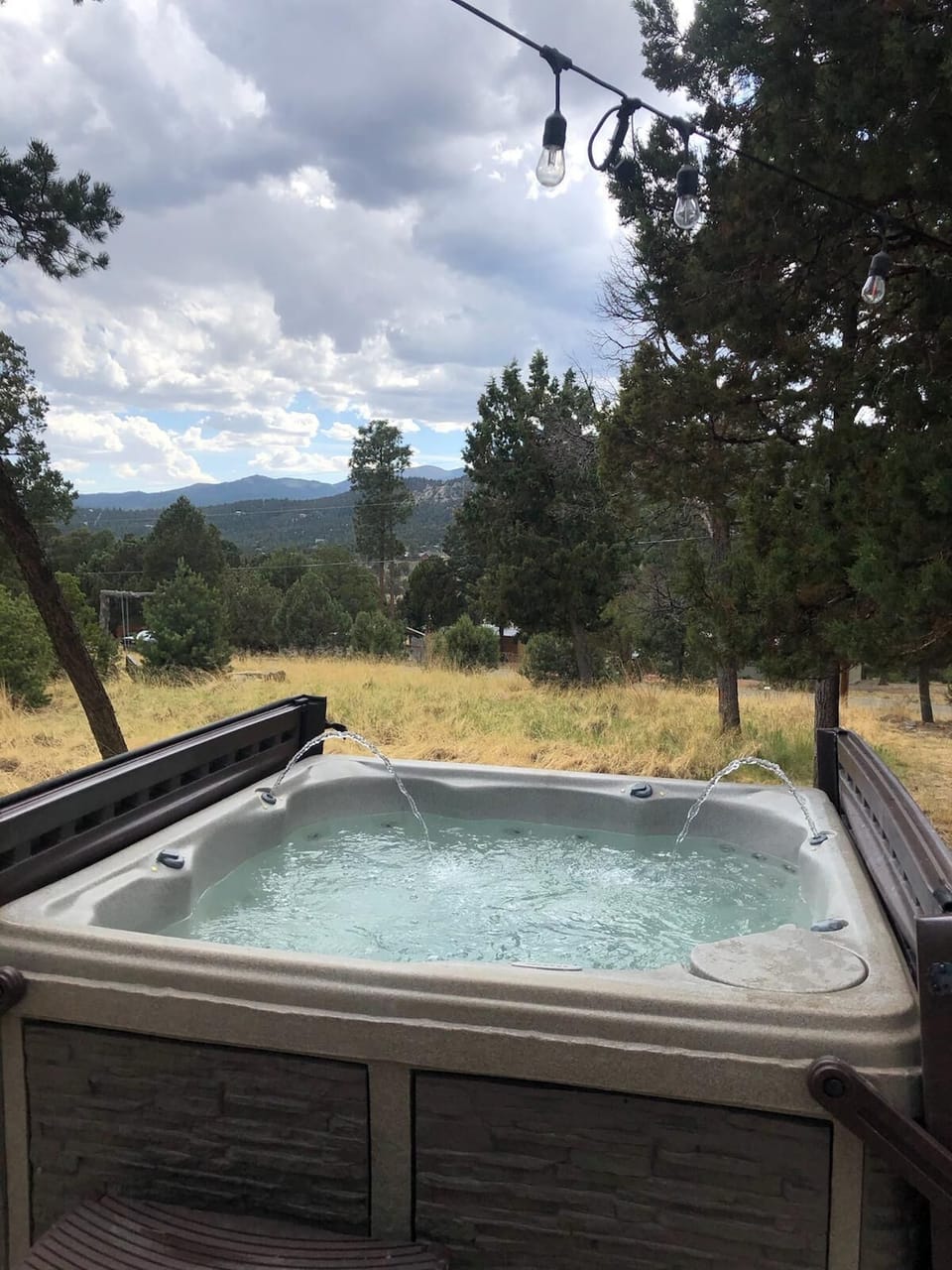 Bubble your cares away with a spectacular mountain view! 