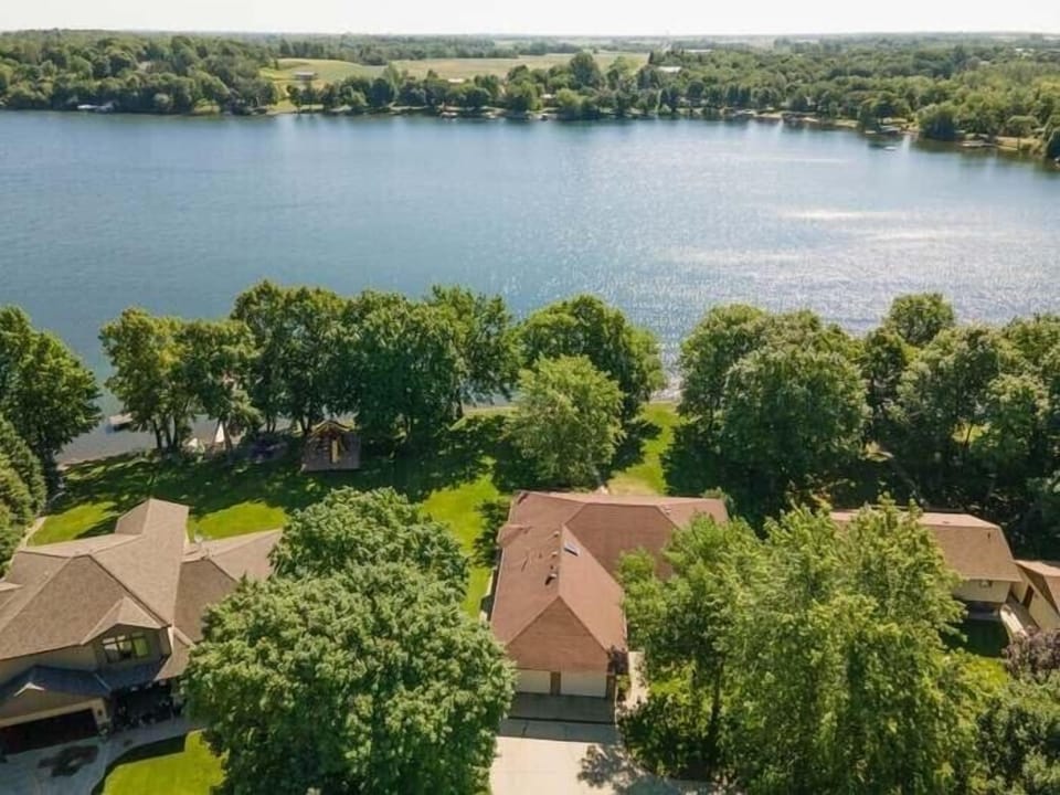 Beautiful & clear Lake Latoka