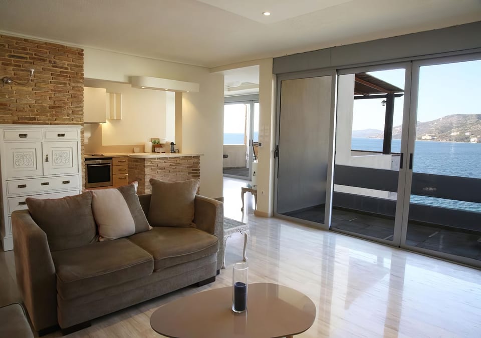 090d42a4-d7c8-4cbf-b734-5da12d3e5fae