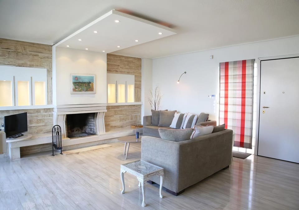 9b3c9f45-2e65-4077-9438-cd17159b70a2