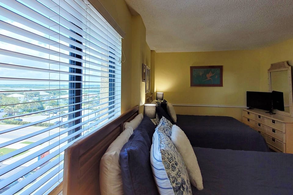 Guest Bedroom also features a south side window with views of the ocean and intercoastal waterway.