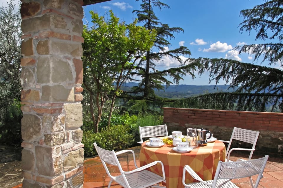 Honeymoon House, Multiple Bedrooms, 2 Bathrooms, Mountainside (Casa Citille) | Outdoor dining