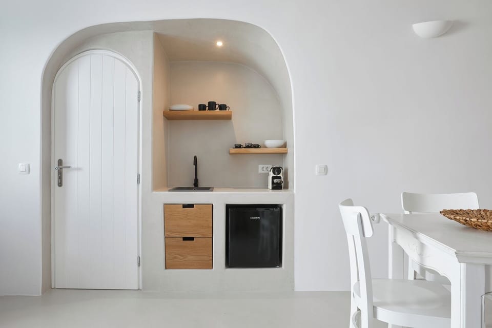 Private kitchenette