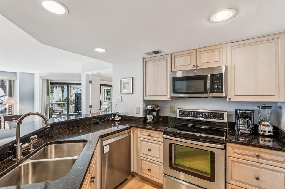 Kitchen at 2112 Villamare