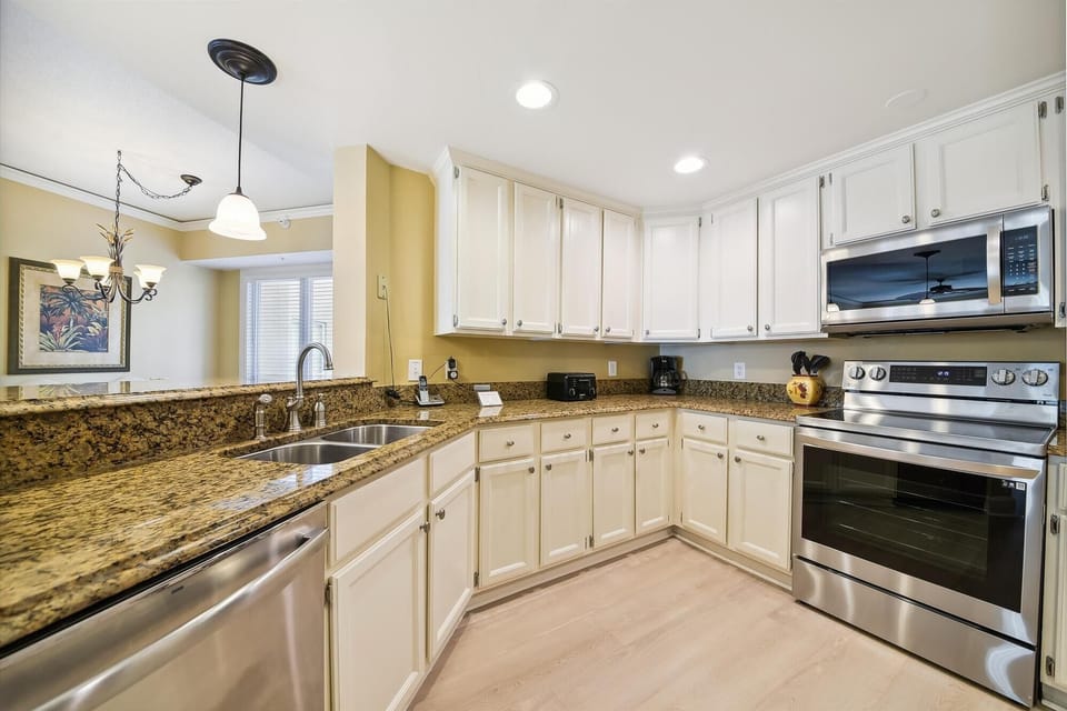 Kitchen with Stainless Steel Appliances at 2313 Windsor II