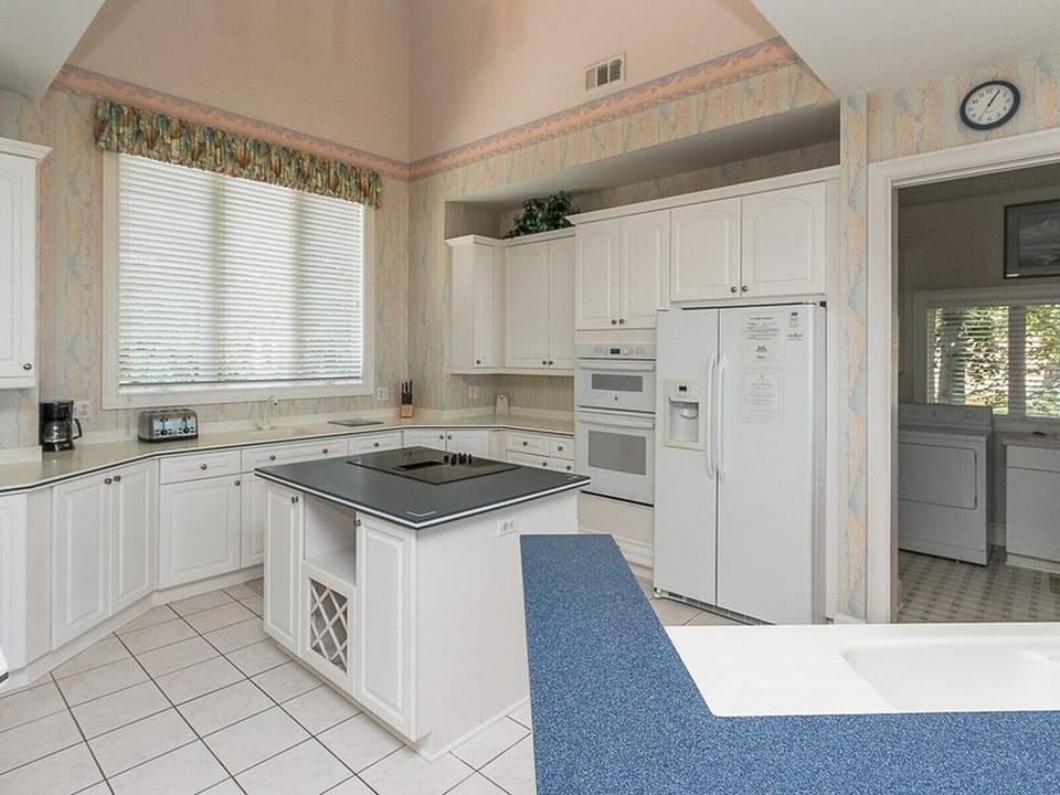 Kitchen at 8 Long Boat