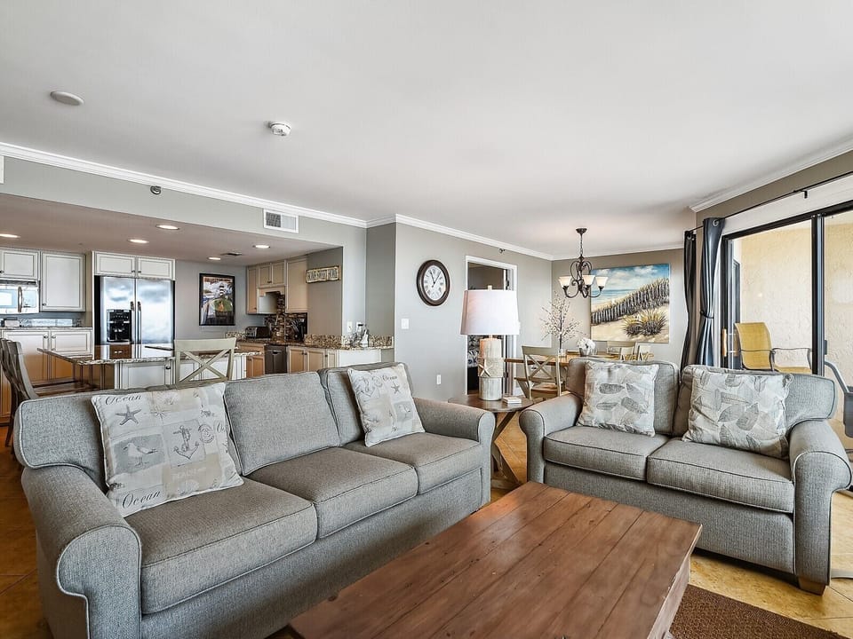 Living Room, Dining Area and Kitchen at 3433 Villamare