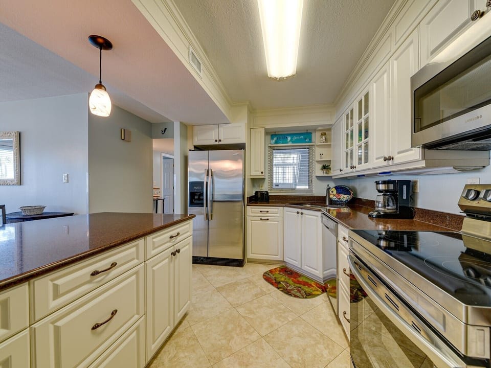 Kitchen with Stainless Steel Appliances at 101 Shorewood