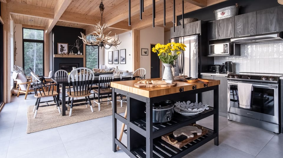 Open concept kitchen living space