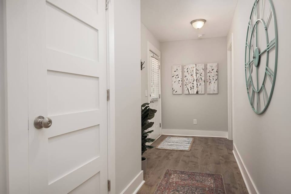 Hallway to Master bedroom and back porch
