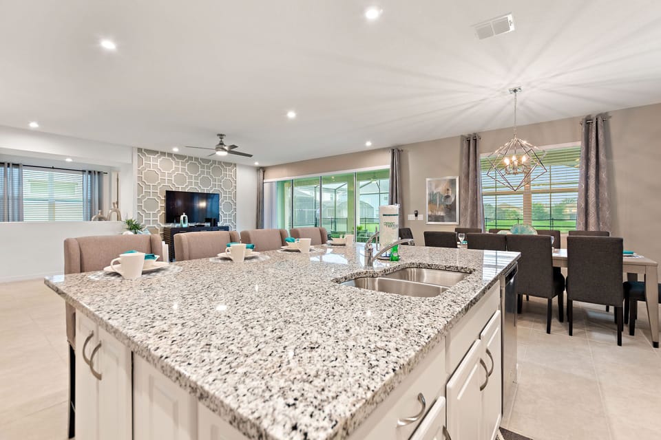 Fully equipped Kitchen counter-top
