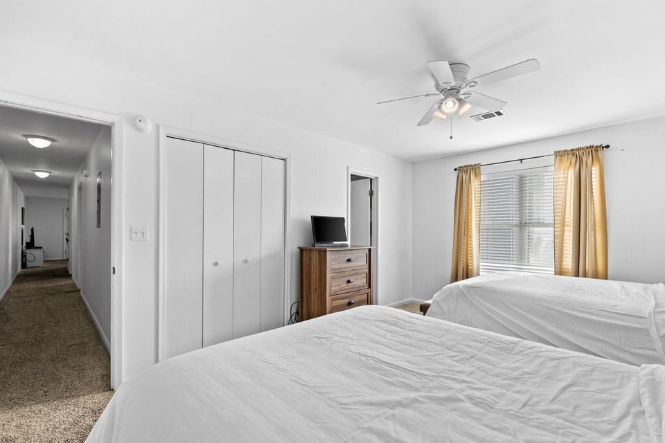 Queen bedroom at back of unit.