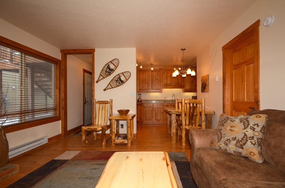 Living room open to kitchen