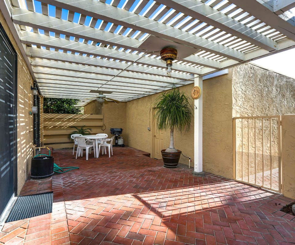 Secondary View of Full Patio