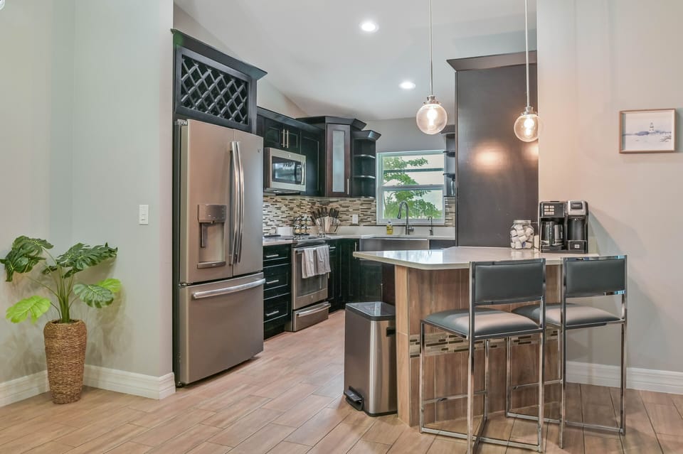 Kitchen and Coffee Bar