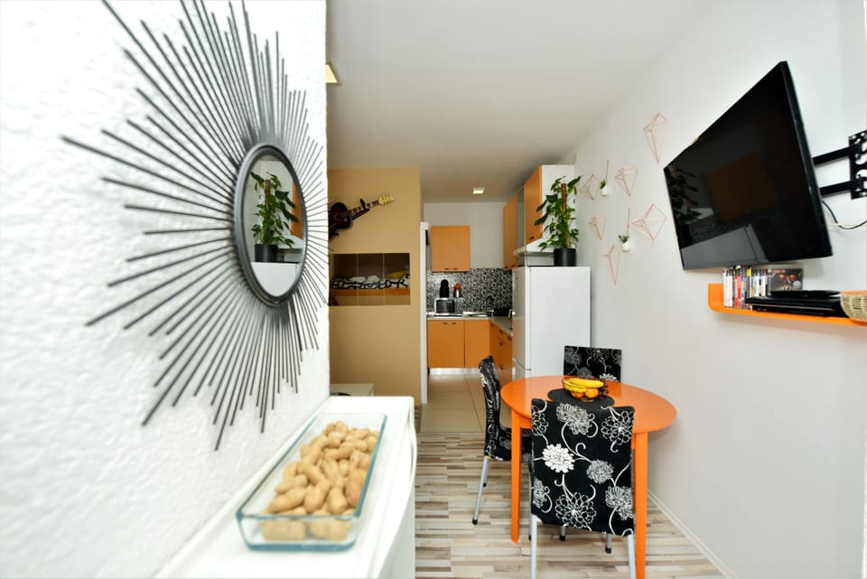 Villa | Dining