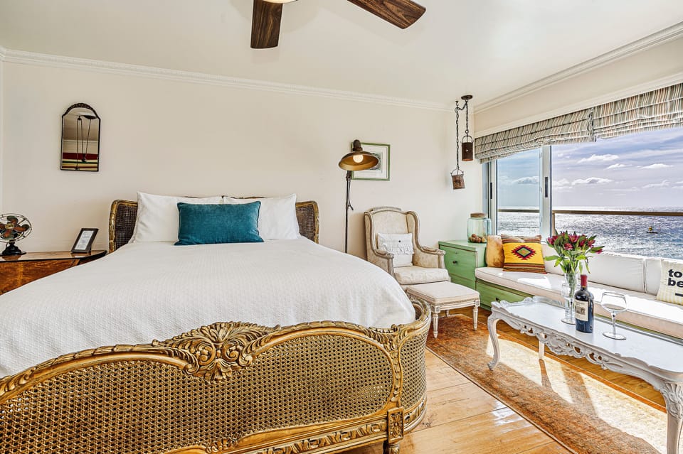 Queen Bed