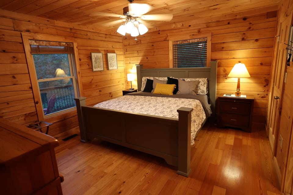  Master Bedroom on main floor 