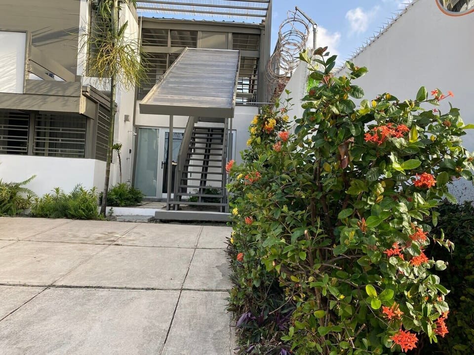 Main entrance to Suite Paquita