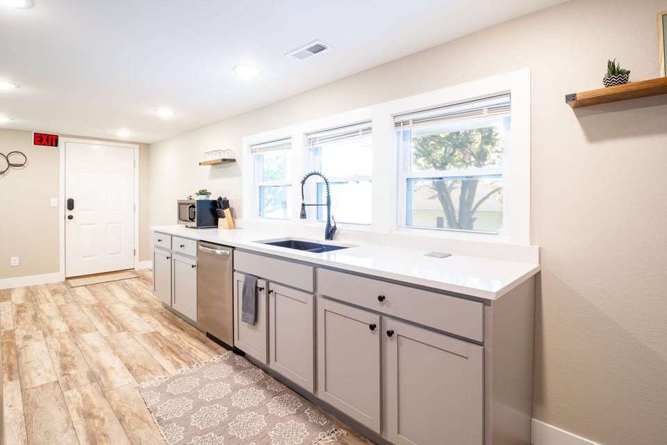 Kitchen (1)