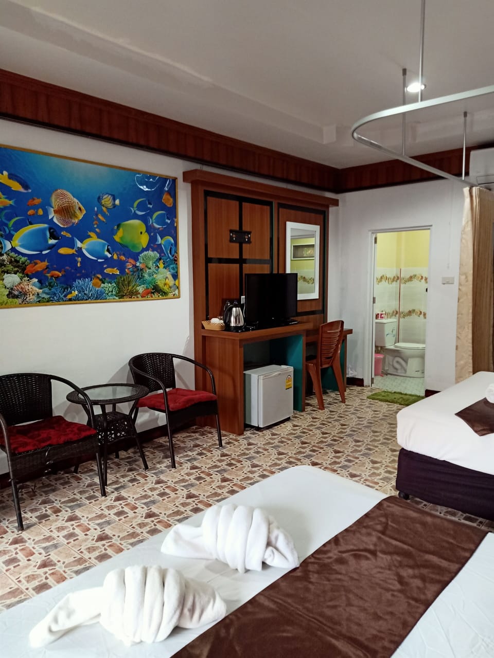 Family Room | Free WiFi