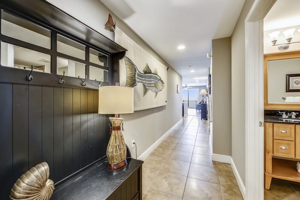 Entryway/Hallway
