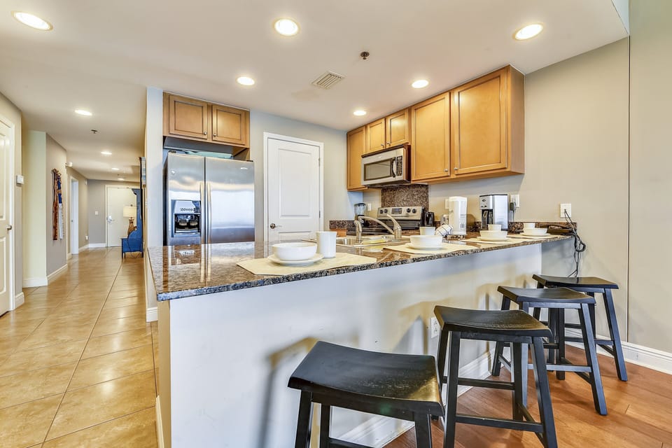 Full Size Kitchen with Bar Seating
