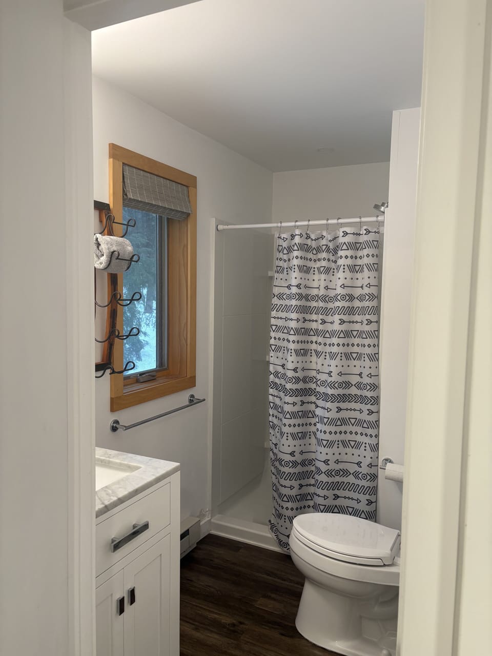 Second bath stand-up shower