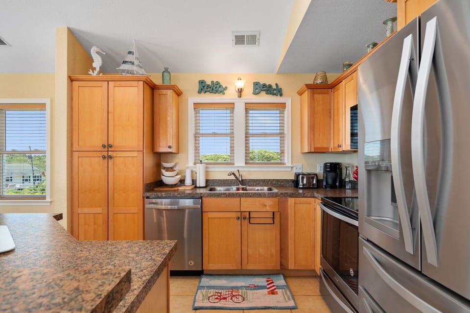 KH4900: The Dancing Sea Horse l Kitchen Area